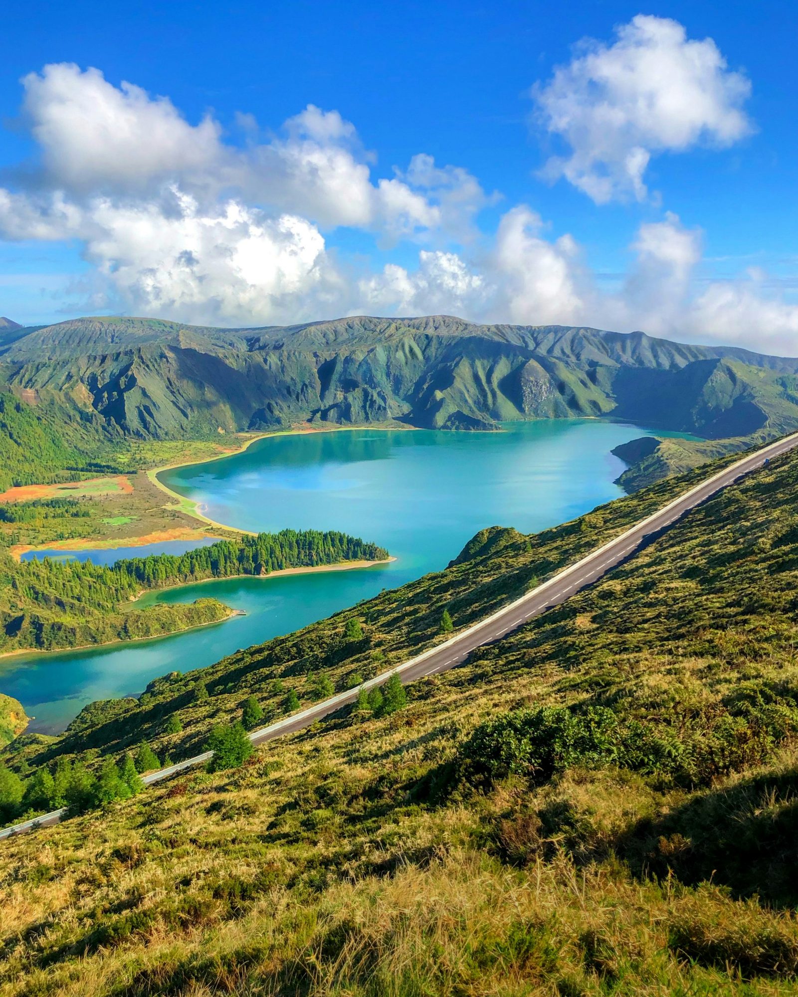 Lagoa do Fogo volcanic lake, São Miguel, Azores